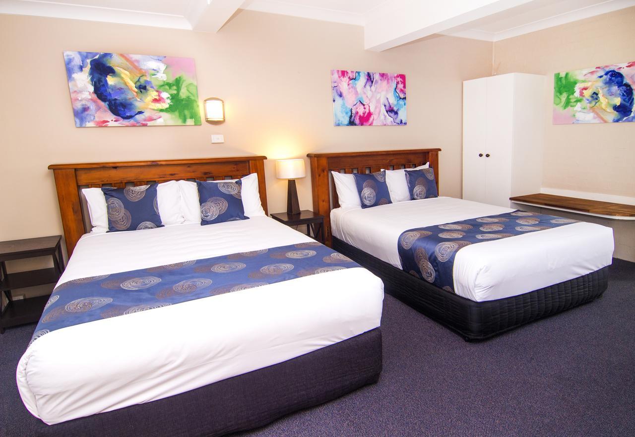 Crescent Motel Тарий Екстериор снимка