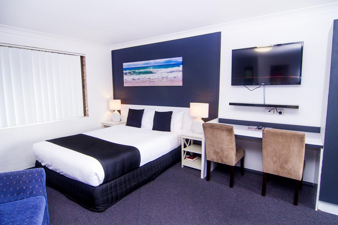 Crescent Motel Тарий Екстериор снимка